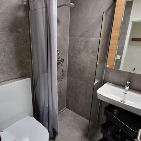 Terrasse & Pistenaehe By Interhome Apartament *